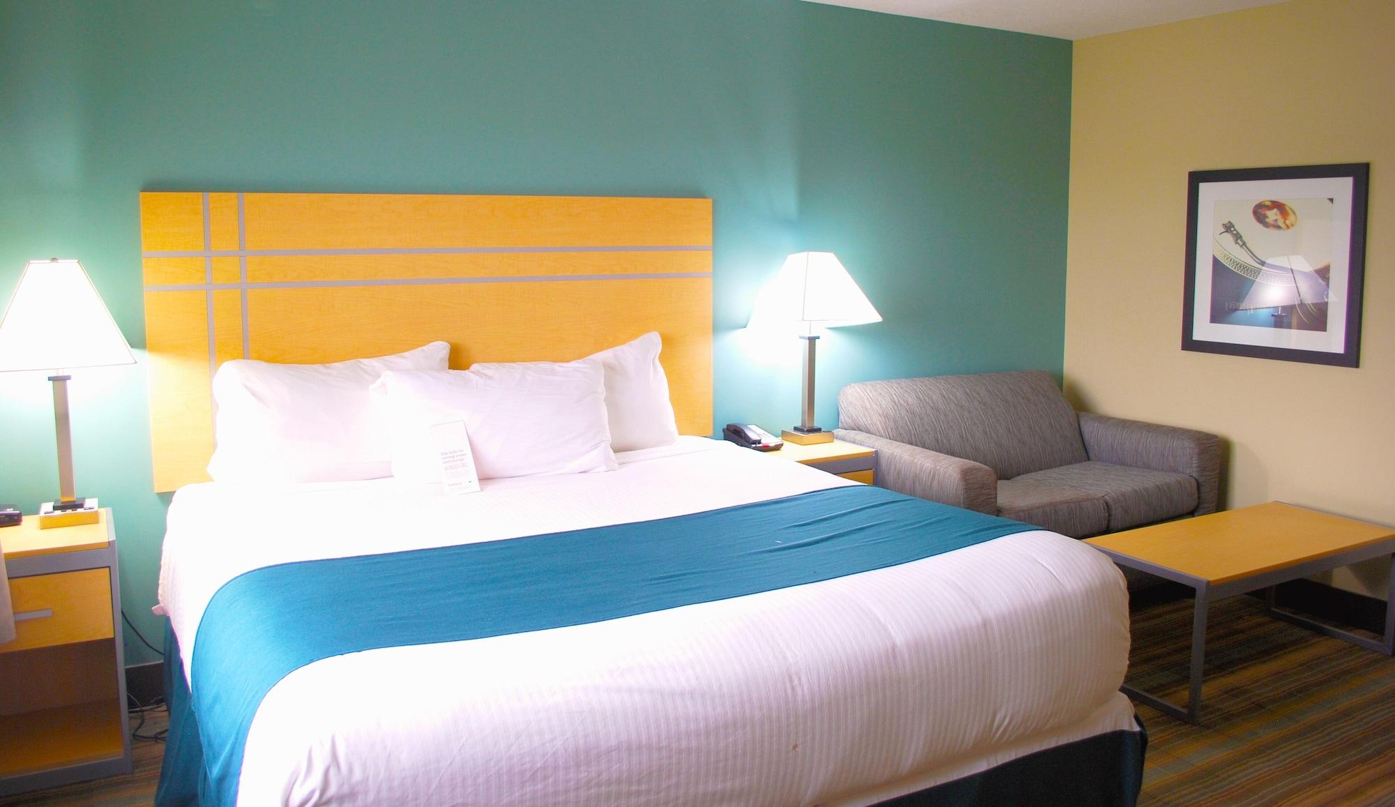 Ramada By Wyndham Edmonton Yellowhead Nw Ngoại thất bức ảnh