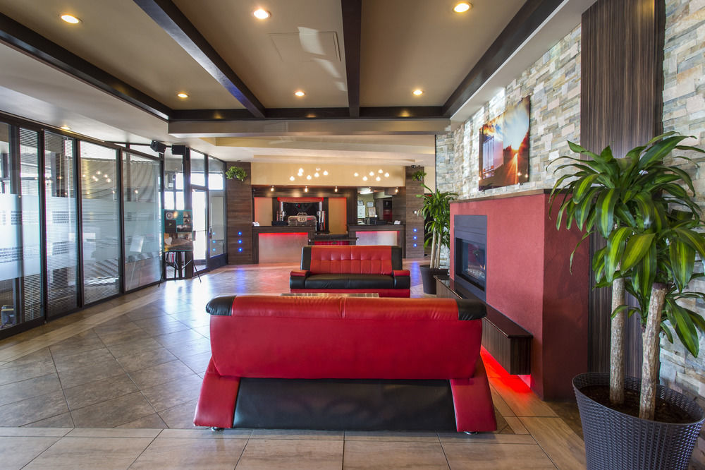 Ramada By Wyndham Edmonton Yellowhead Nw Ngoại thất bức ảnh