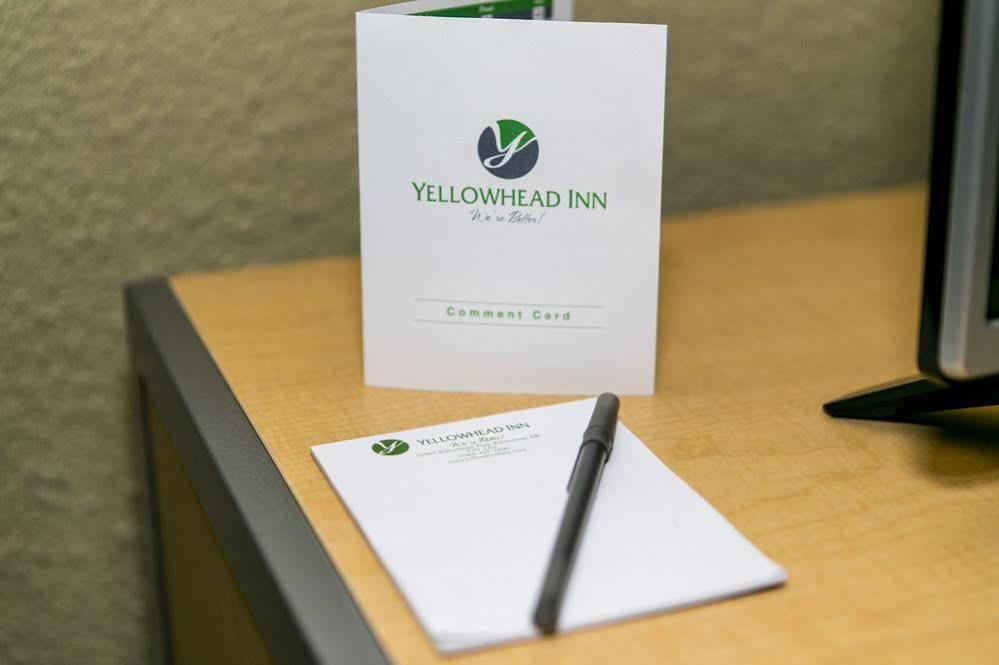 Ramada By Wyndham Edmonton Yellowhead Nw Ngoại thất bức ảnh
