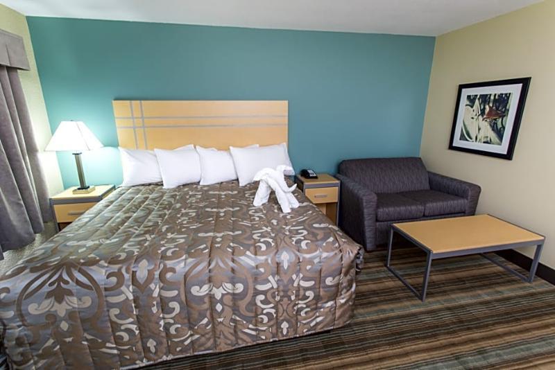 Ramada By Wyndham Edmonton Yellowhead Nw Ngoại thất bức ảnh